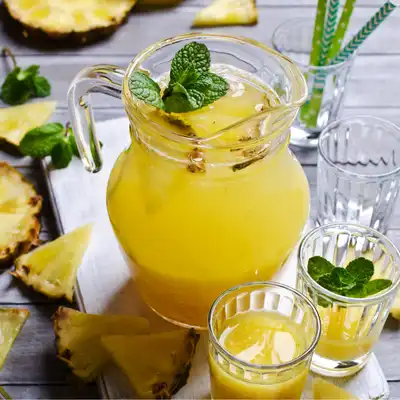 PULPA PIÑA HIERBABUENA